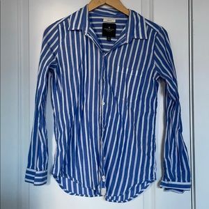 American Eagle button down
